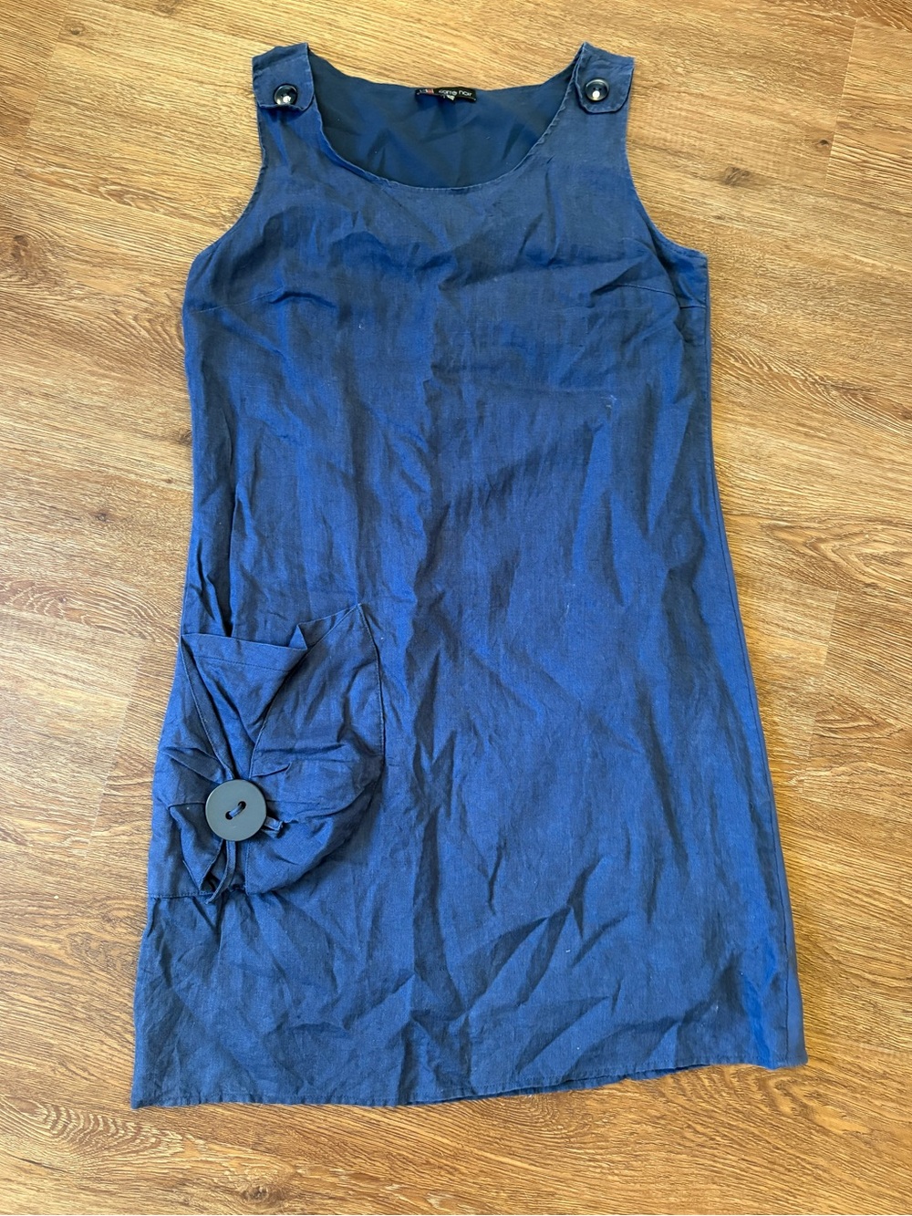 Blue 100% Linen Shift Dress Canadian Brand carre noir Size Medium